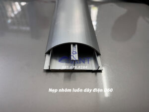 Nẹp nhôm luôn dây điện D60