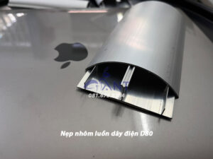 Nẹp nhôm luồn dây điện D80 2