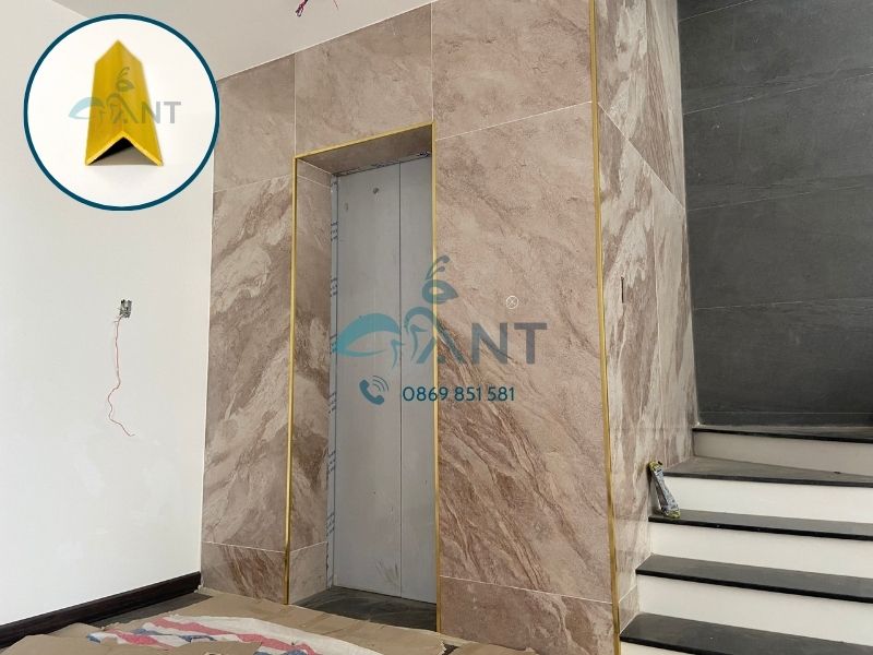 Nẹp đồng chữ V ốp tường