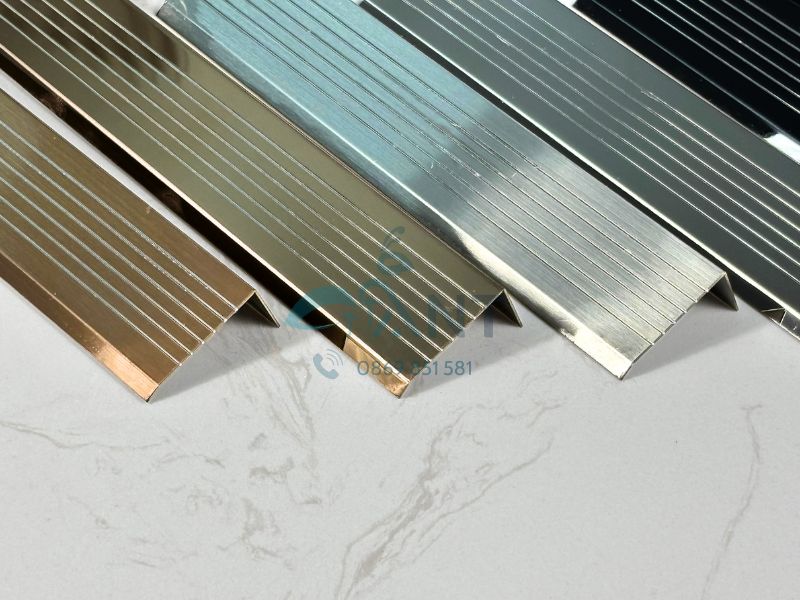 Nẹp inox cầu thang ANT