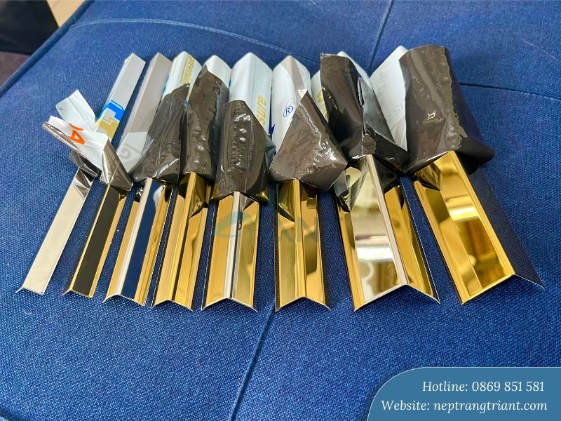 Nẹp inox chữ V ốp góc tường