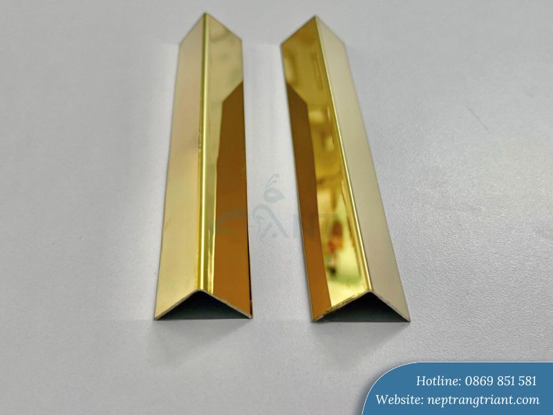 Nẹp chữ V inox màu vàng gương