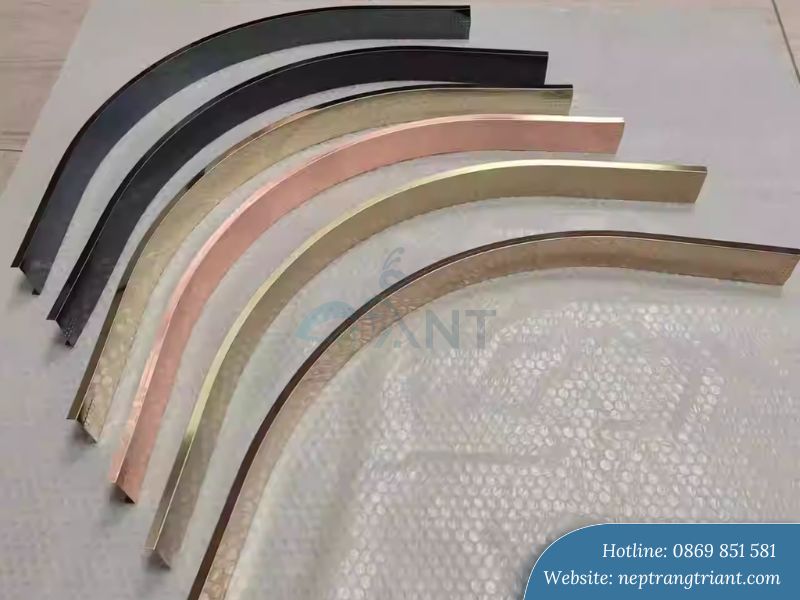 Nẹp inox uốn cong giá tốt giao tận nơi