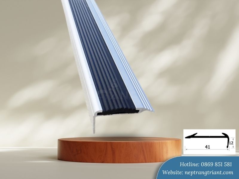 nep-chong-tron-chu-l-mau-nhom