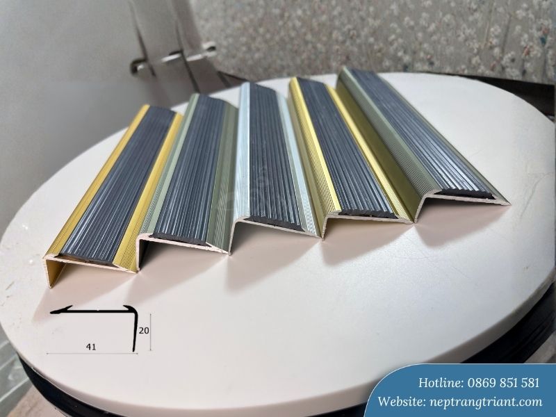 nep-nhom-chong-tron-tai-ant